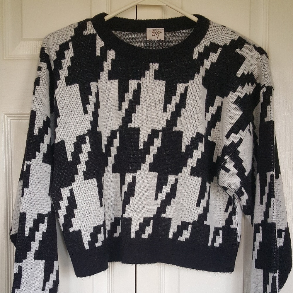 Kafferty Crop Sweater Black and White